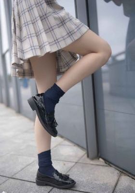 你比星光更美丽