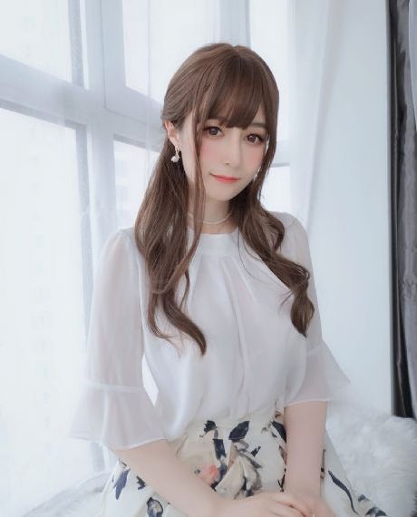 女教师在办公室被躁在线观看av