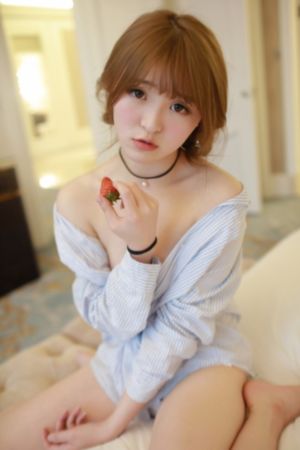 扒开美女下面进去