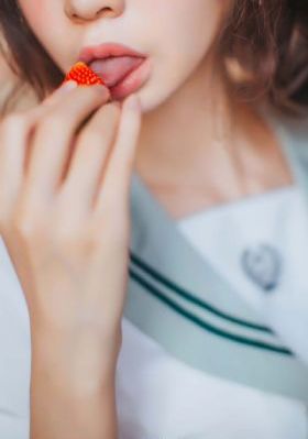 铁匠家的小卿卿